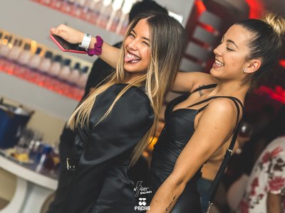 fiesta pacha barcelona